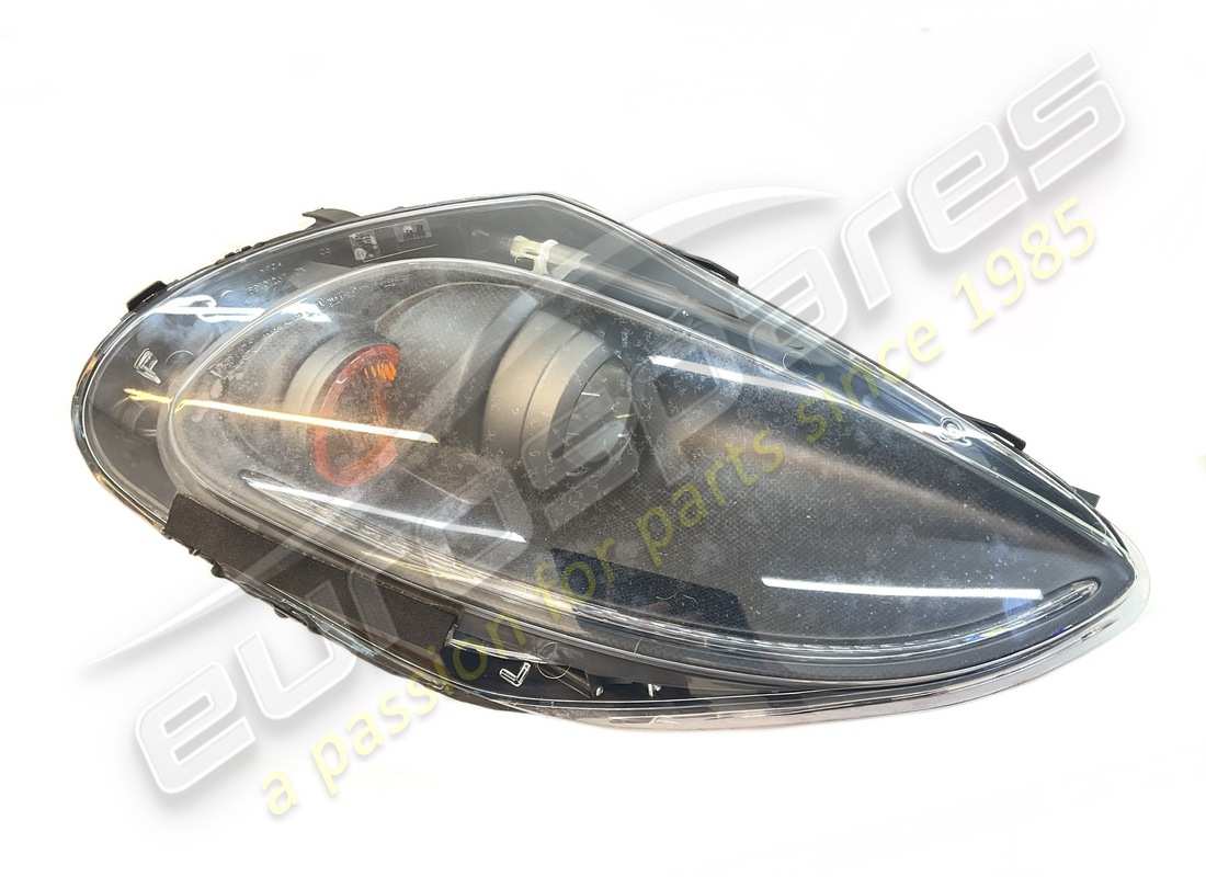 USED FERRARI RH HEADLIGHT LOW/HIGH BEAM CARBON VERSION. PART NUMBER 255024 (3) used ferrari rh headlight low/high beam carbon version. part number 255024 (3)