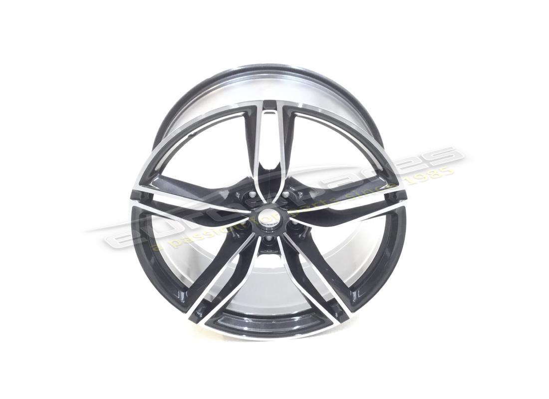 RECONDITIONED Ferrari REAR WHEEL . PART NUMBER 881327 (1)