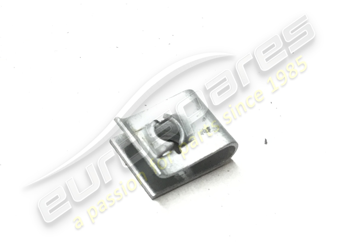 new maserati clip. part number 673002939 (1)