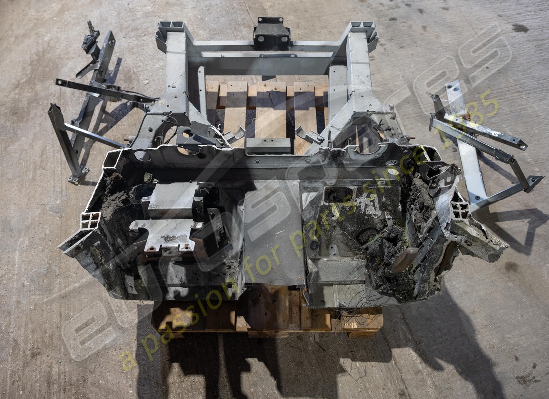 used lamborghini front end frame. part number 400805011f (5)
