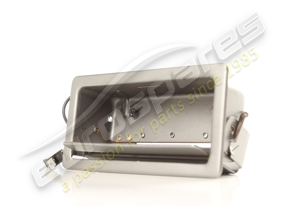 USED FERRARI ASHTRAY. PART NUMBER 64267200 (3) used ferrari ashtray. part number 64267200 (3)