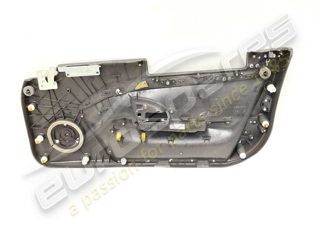 used maserati complete lh door panel. part number 981601900 (2)
