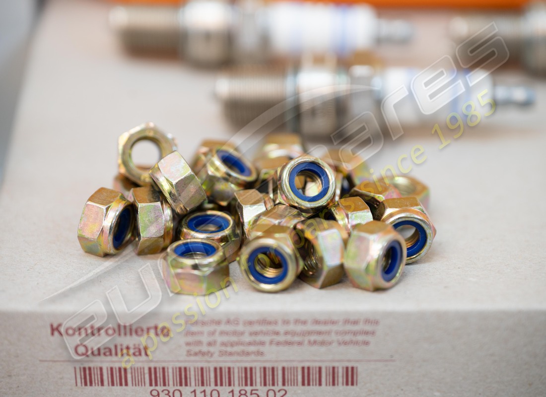 new porsche maintenance set - for 20,000 km intervals - comprising: - d - mj 1981>>. part number 91110098801 (5)