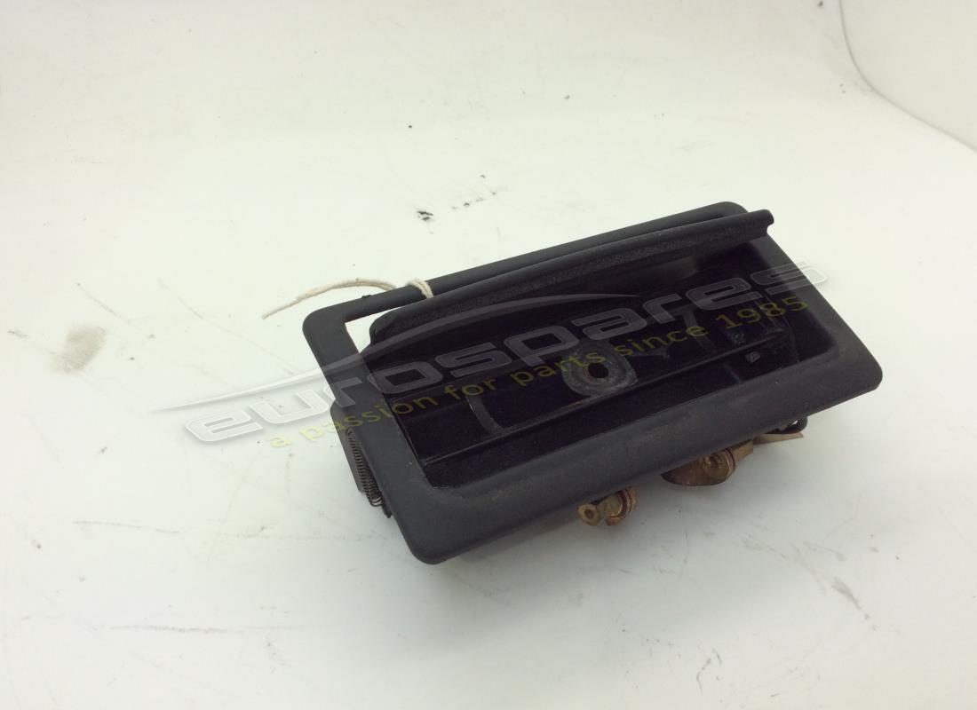 USED FERRARI ASHTRAY. PART NUMBER 61058900 (1) used ferrari ashtray. part number 61058900 (1)