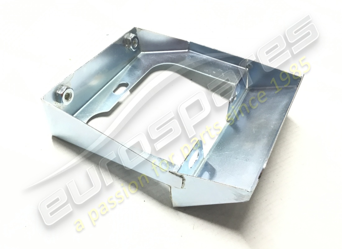 NEW MASERATI FOG LIGHT FASTENING LH BRACK. PART NUMBER 376330671 (1) new maserati fog light fastening lh brack. part number 376330671 (1)