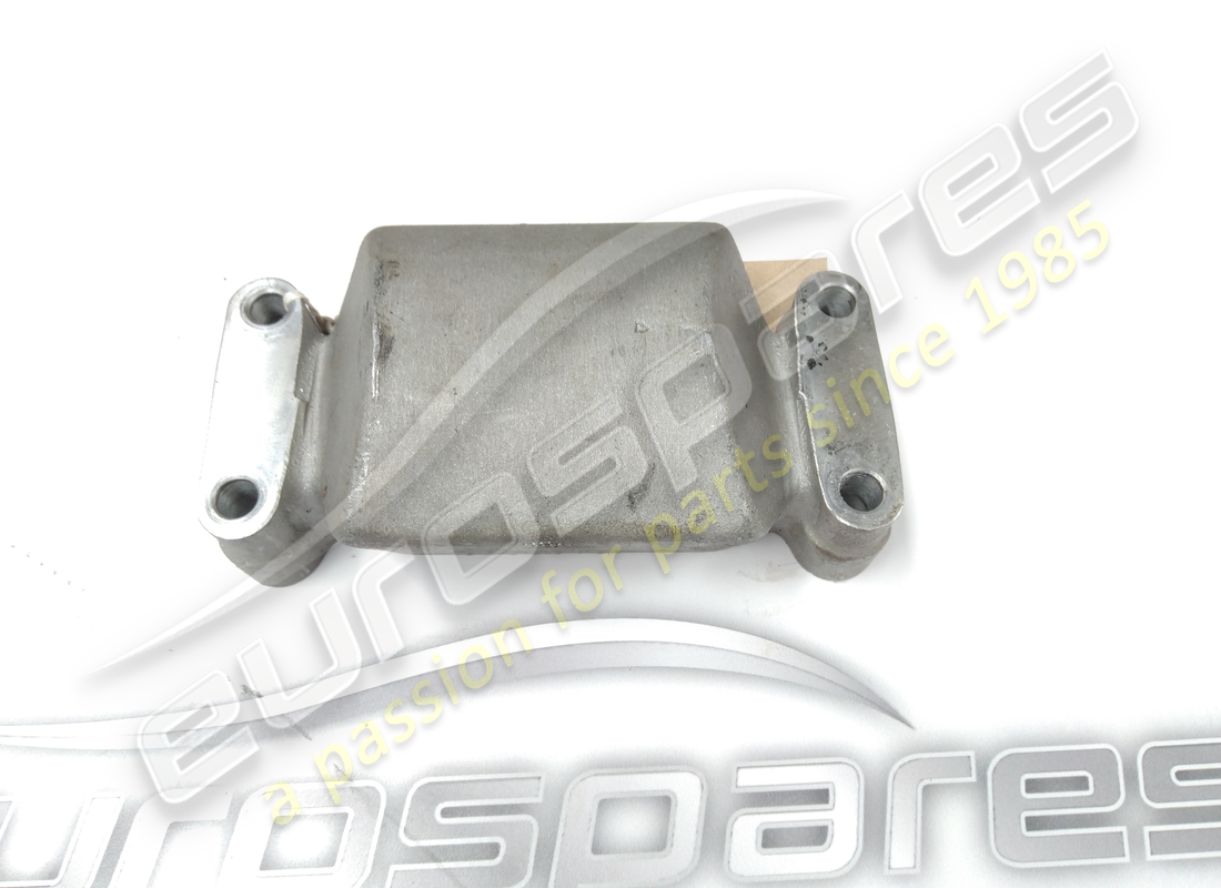 USED FERRARI LOWER COVER. PART NUMBER 104315 (1) used ferrari lower cover. part number 104315 (1)