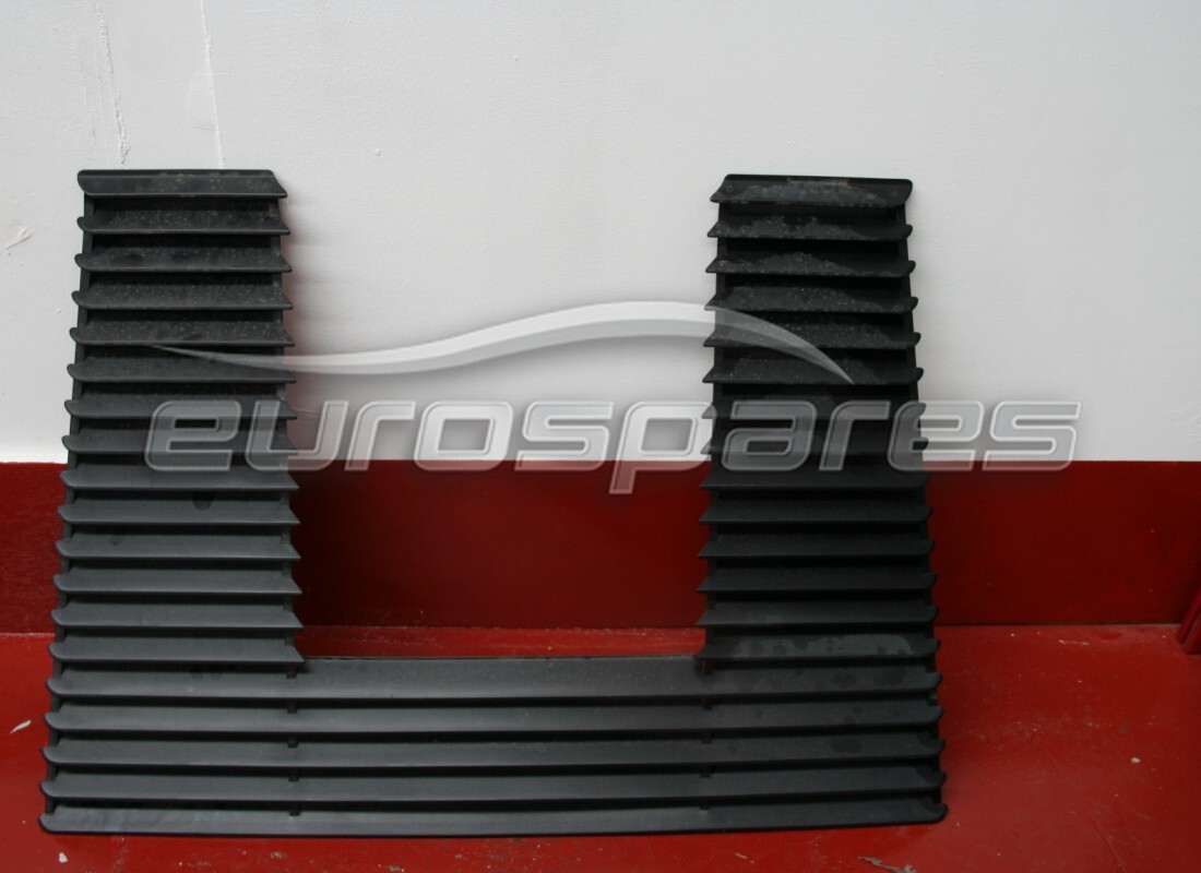 USED FERRARI ENGINE COVER GRILLE. PART NUMBER 61896300 (1) used ferrari engine cover grille. part number 61896300 (1)