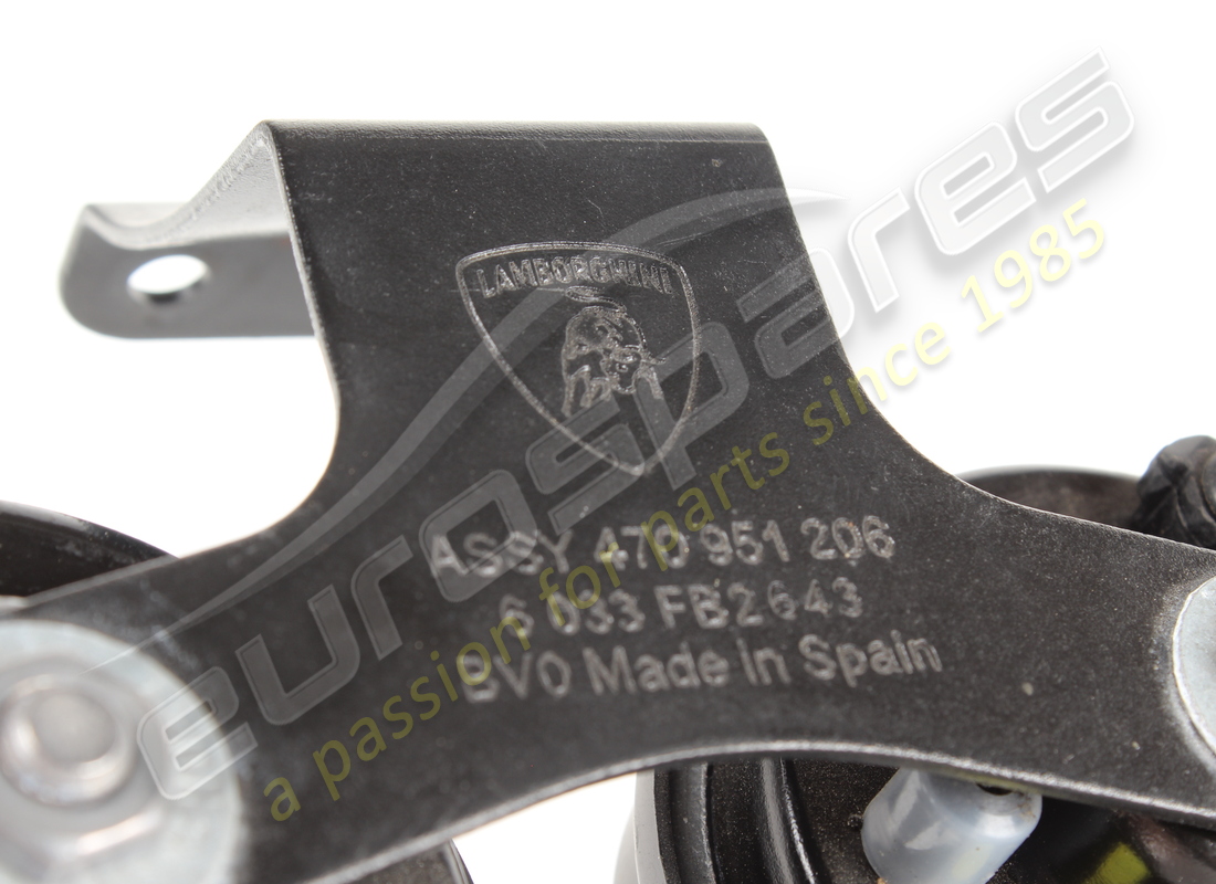 used lamborghini fanfare w.bracket. part number 470951206 (5)