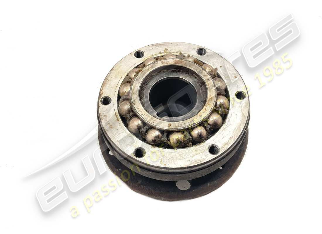 USED FERRARI FRONT HUB. PART NUMBER 131738 (1) used ferrari front hub. part number 131738 (1)