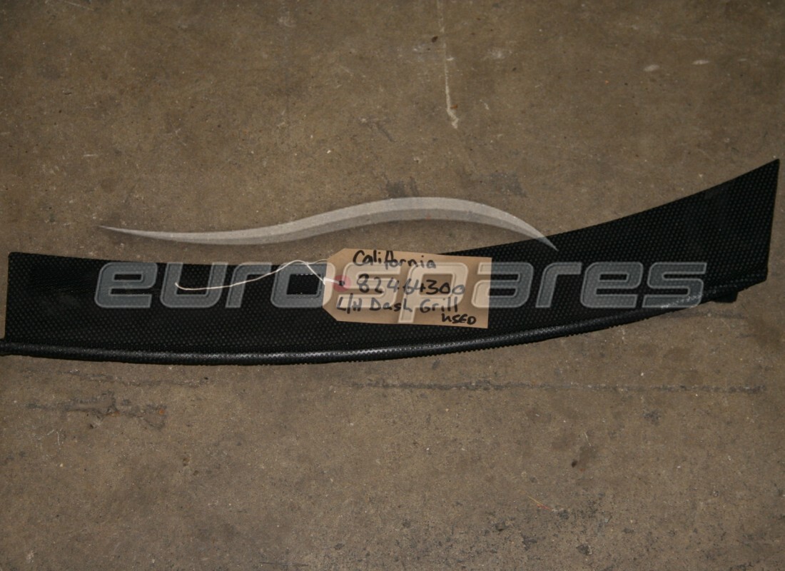 USED Ferrari LH DEFROSTER GRILLE . PART NUMBER 82464300 (1)
