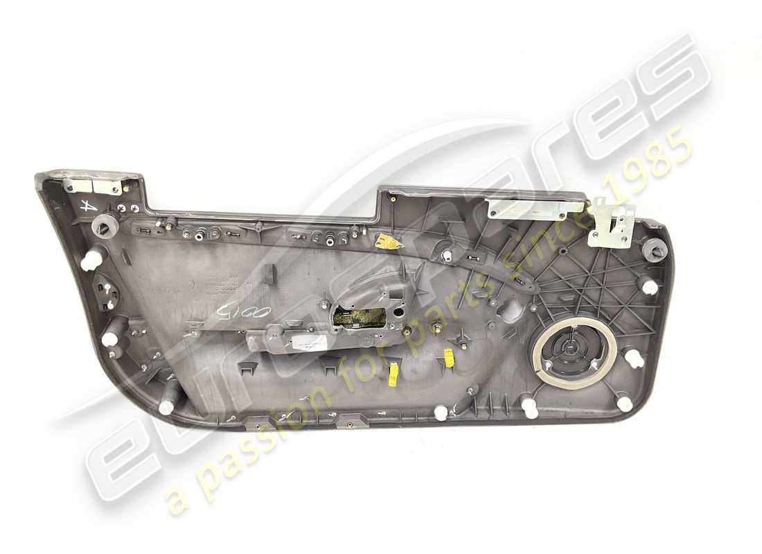 USED MASERATI COMPLETE RH DOOR PANEL MOULDING. PART NUMBER 981601800 (2) used maserati complete rh door panel moulding. part number 981601800 (2)