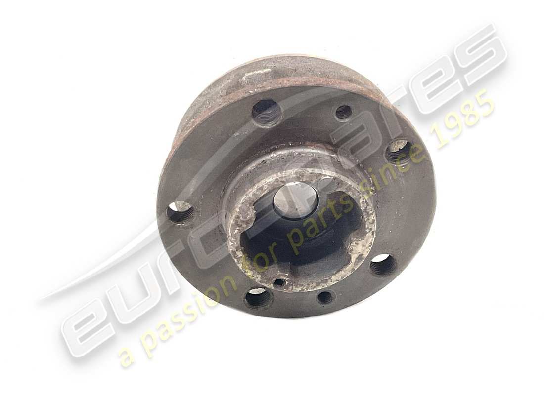 USED FERRARI FRONT HUB. PART NUMBER 131738 (2) used ferrari front hub. part number 131738 (2)