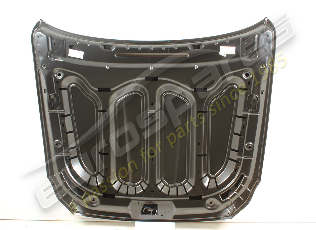 new maserati front bonnet. part number 673011252 (2)