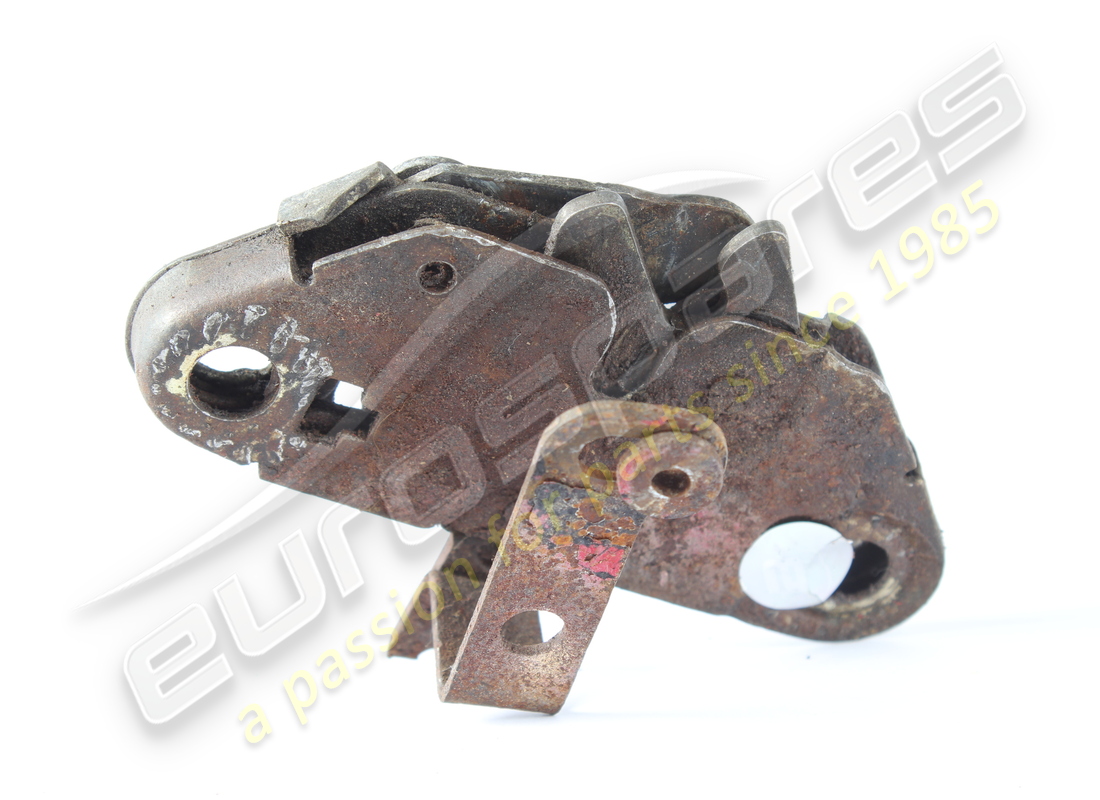 USED LAMBORGHINI LEFT ENGINE BONNET LOCK E/J. PART NUMBER 006759111 (2) used lamborghini left engine bonnet lock e/j. part number 006759111 (2)