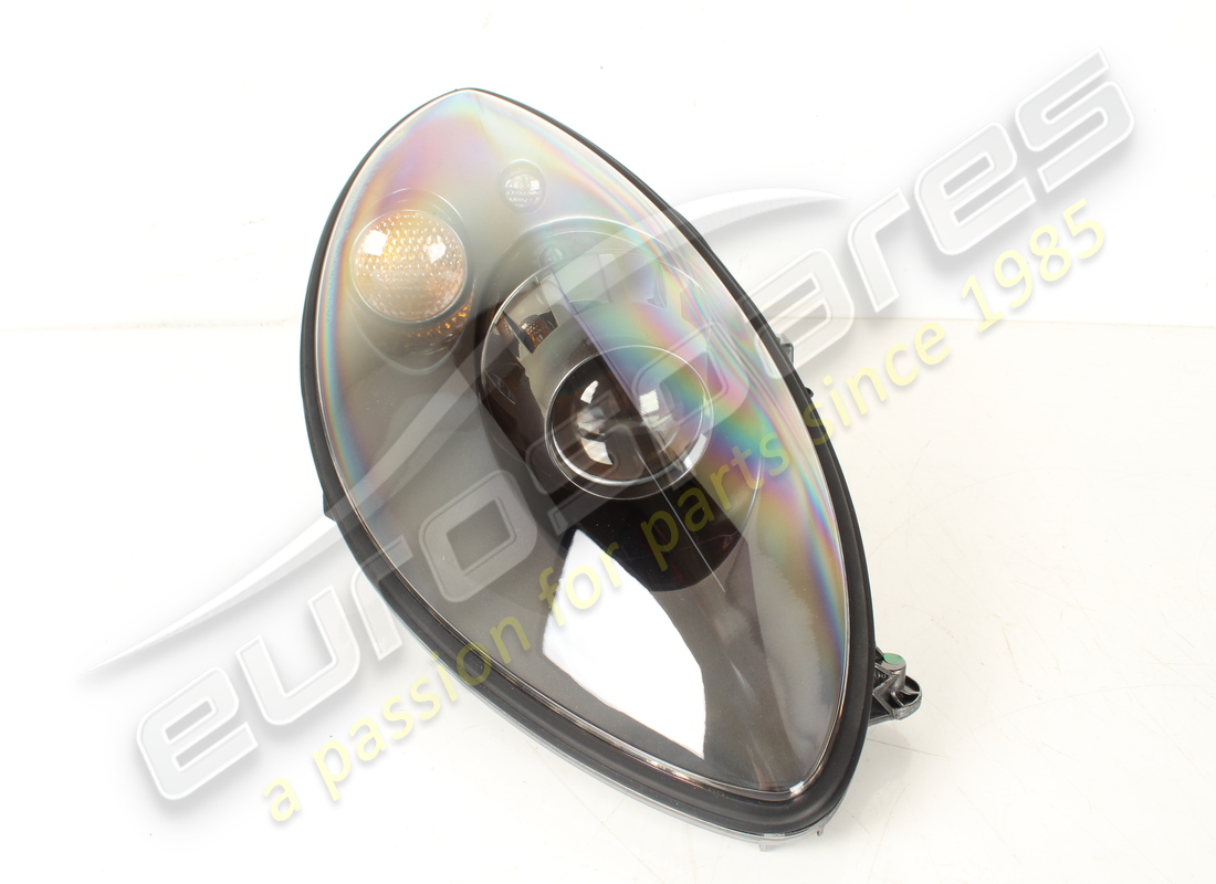 NEW FERRARI RH HEADLAMP UNIT. PART NUMBER 72196896 (1) new ferrari rh headlamp unit. part number 72196896 (1)