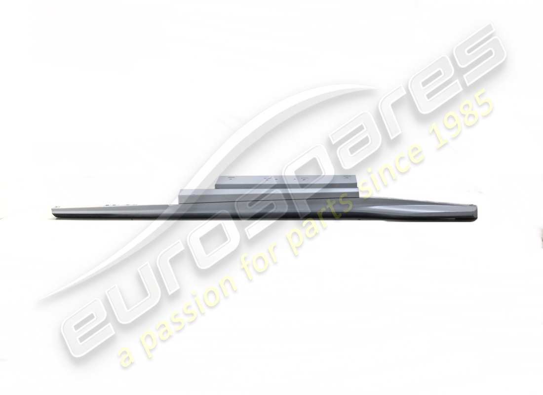 new ferrari complete lh outer sill cover. part number 88068510 (1)