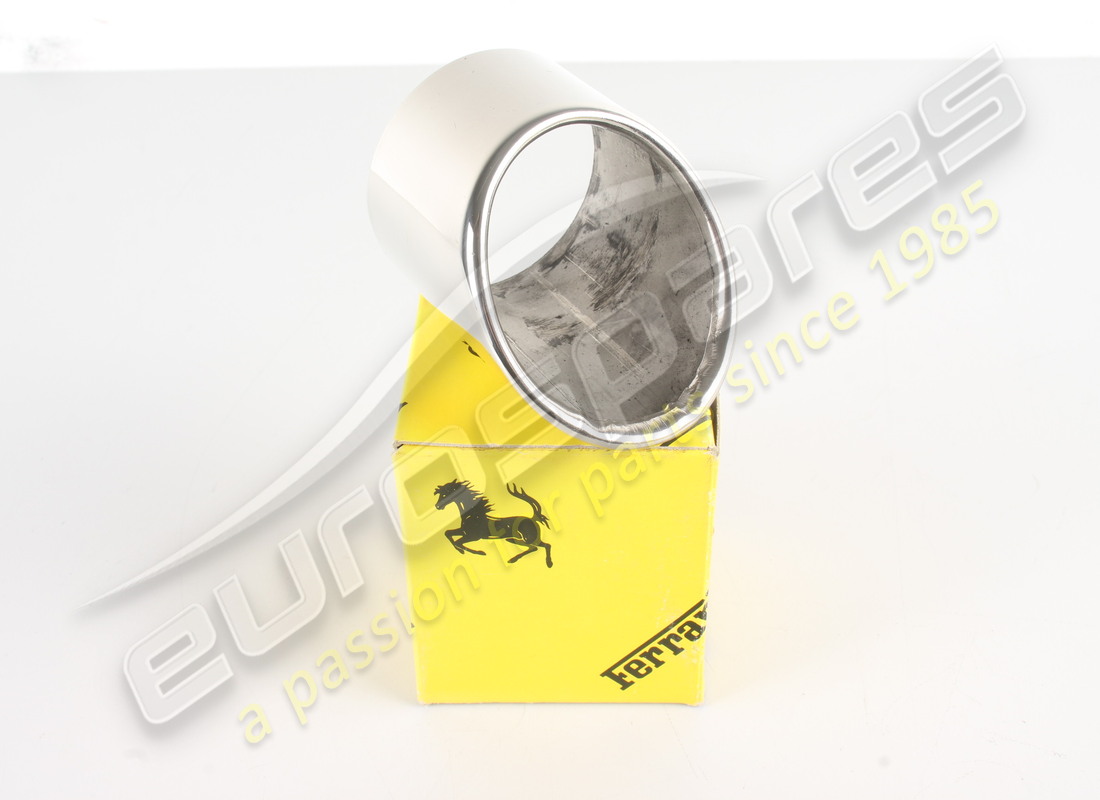 NEW FERRARI END COVER. PART NUMBER 136894 (1) new ferrari end cover. part number 136894 (1)