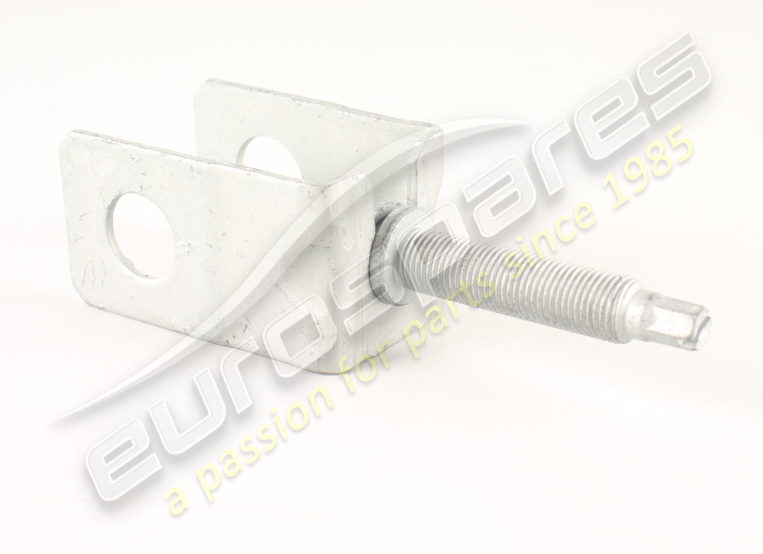 NEW MASERATI BRACKET. PART NUMBER 670006270 (1) new maserati bracket. part number 670006270 (1)