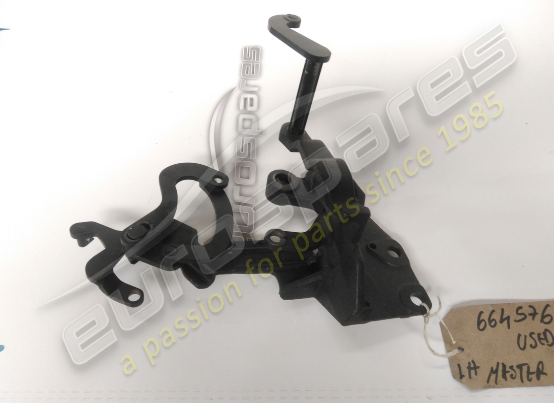 USED FERRARI LH MASTER SUPPORT. PART NUMBER 66457600 (2) used ferrari lh master support. part number 66457600 (2)