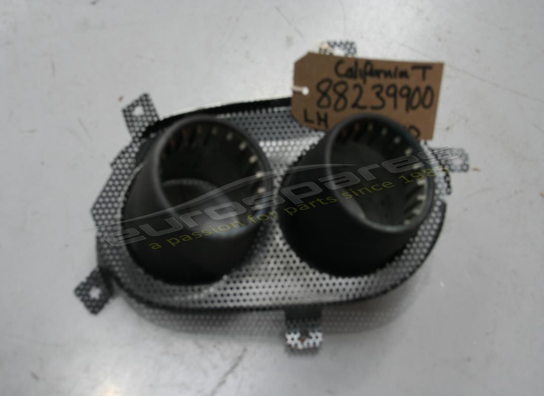 USED Ferrari LH TAILPIPE GRILLE . PART NUMBER 88239900 (1)