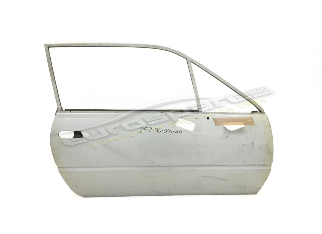 NEW FERRARI RH DOOR. PART NUMBER 2573000420 (1) new ferrari rh door. part number 2573000420 (1)
