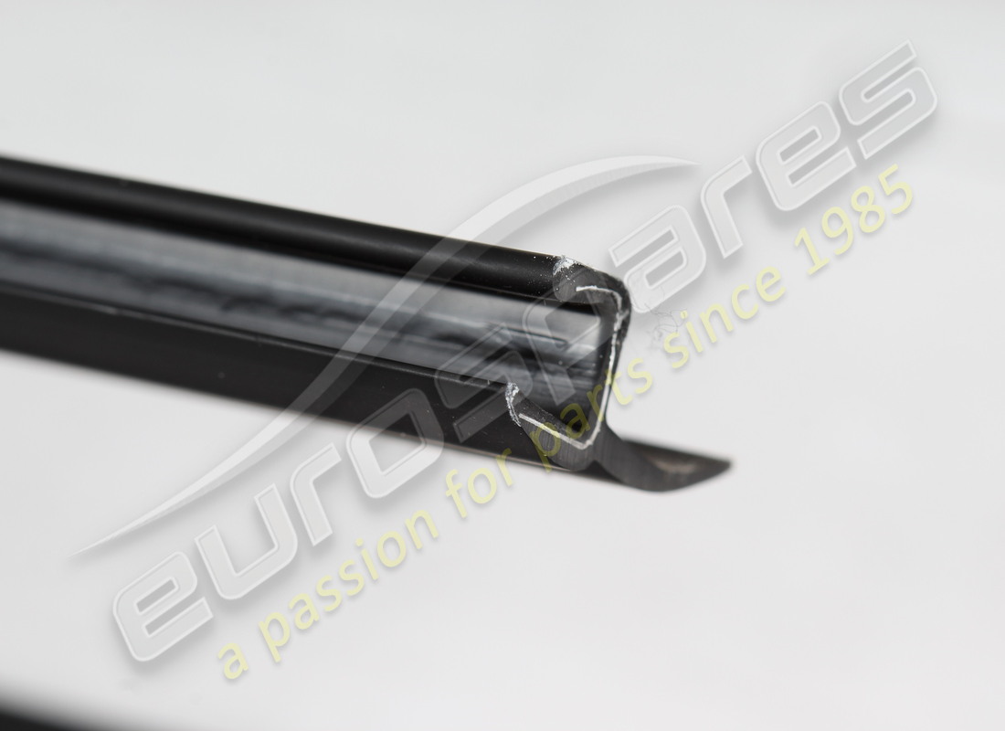 new ferrari gasket. part number 65305700 (2)