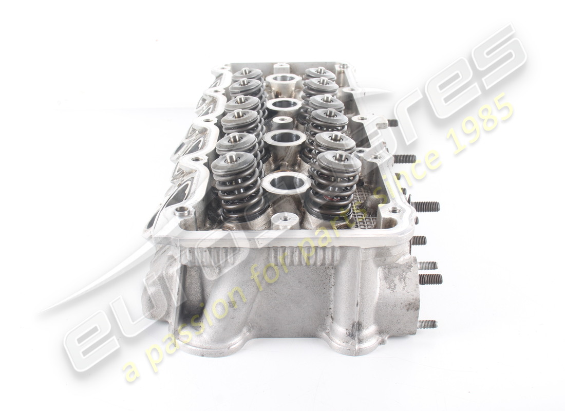 used maserati lh cylinder head with eobd. part number 585000103 (4)