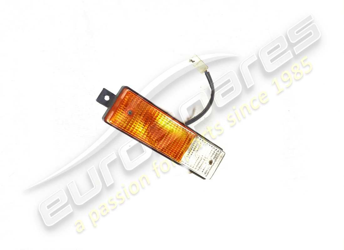 USED FERRARI FRONT INDICATOR LAMP. PART NUMBER 40030306 (2) used ferrari front indicator lamp. part number 40030306 (2)