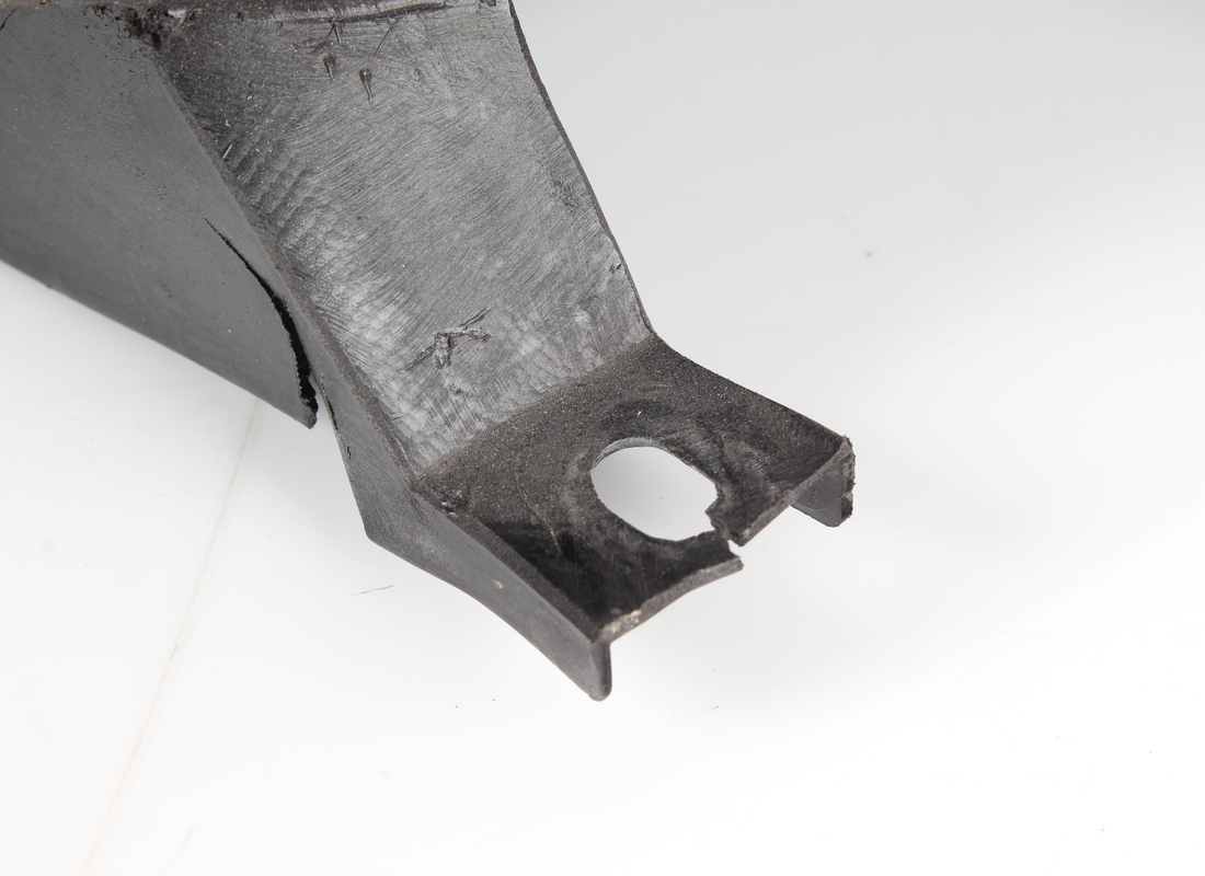 USED FERRARI RH HEAD LAMP UNIT. PART NUMBER 65097251 (2) used ferrari rh head lamp unit. part number 65097251 (2)