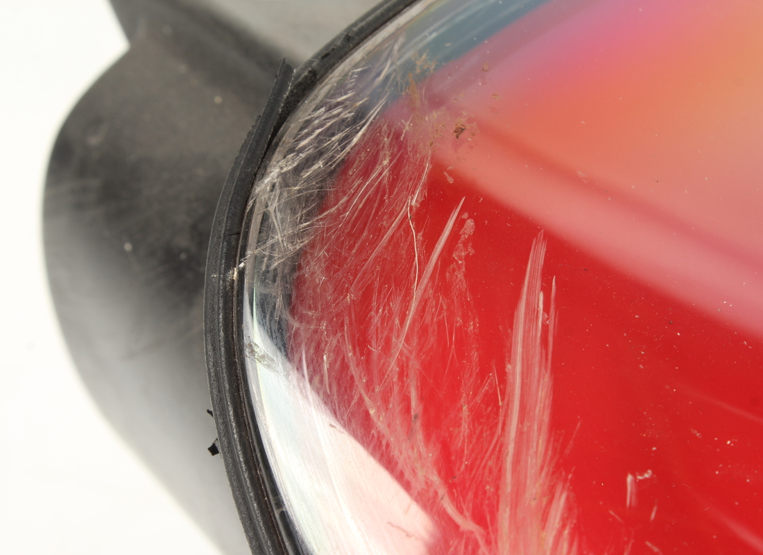 USED FERRARI RH HEAD LAMP UNIT. PART NUMBER 65097251 (5) used ferrari rh head lamp unit. part number 65097251 (5)