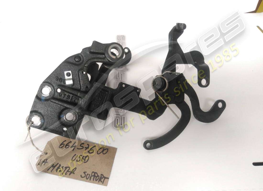USED FERRARI LH MASTER SUPPORT. PART NUMBER 66457600 (1) used ferrari lh master support. part number 66457600 (1)