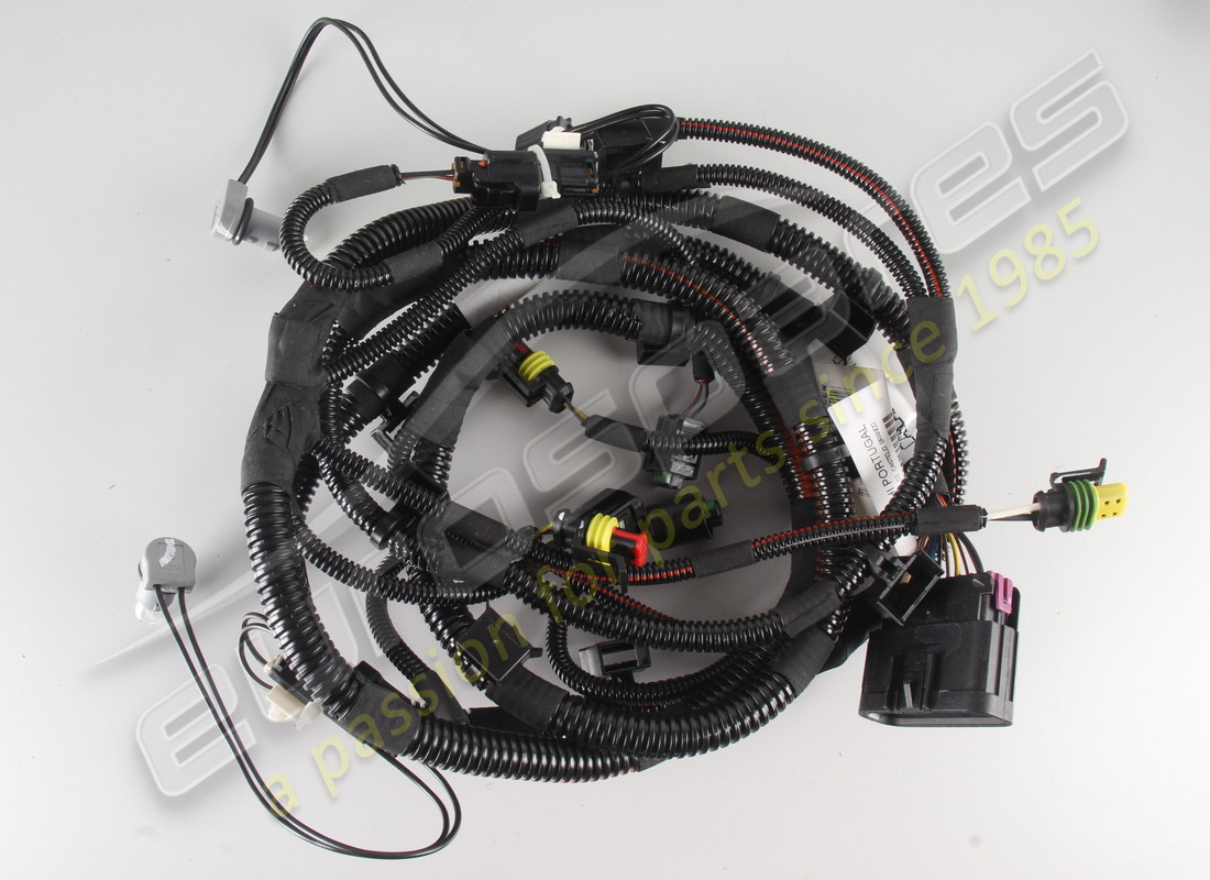 NEW FERRARI REAR BUMPER CABLE. PART NUMBER 317563 (1) new ferrari rear bumper cable. part number 317563 (1)