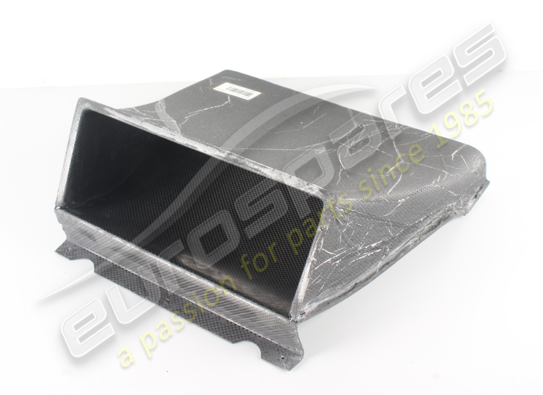 NEW FERRARI INTAKE AIR FOR OIL RADIATOR. PART NUMBER 65985200 (1) new ferrari intake air for oil radiator. part number 65985200 (1)