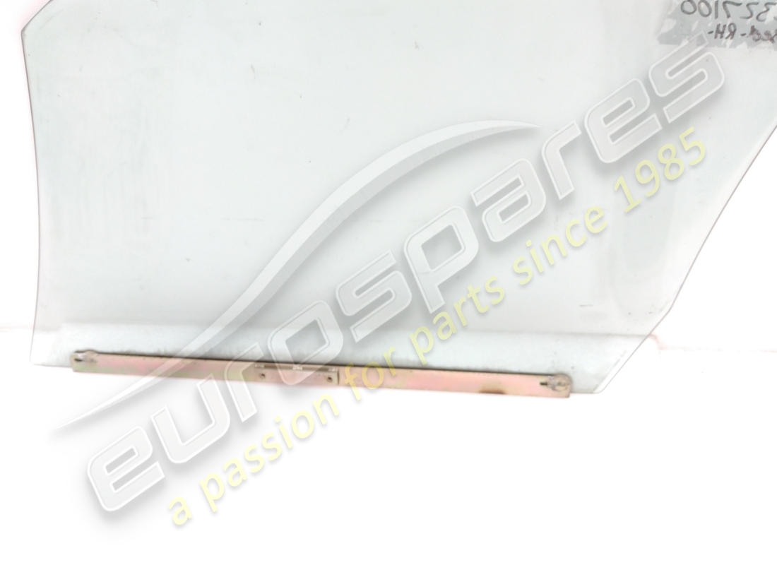 used ferrari rh door glass complete gts. part number 62327100 (4)
