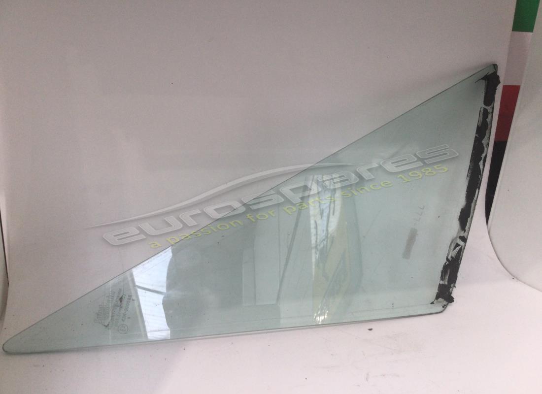 USED Ferrari RH FRONT QUARTER LIGHT GLASS GTB . PART NUMBER 62482100 (1)