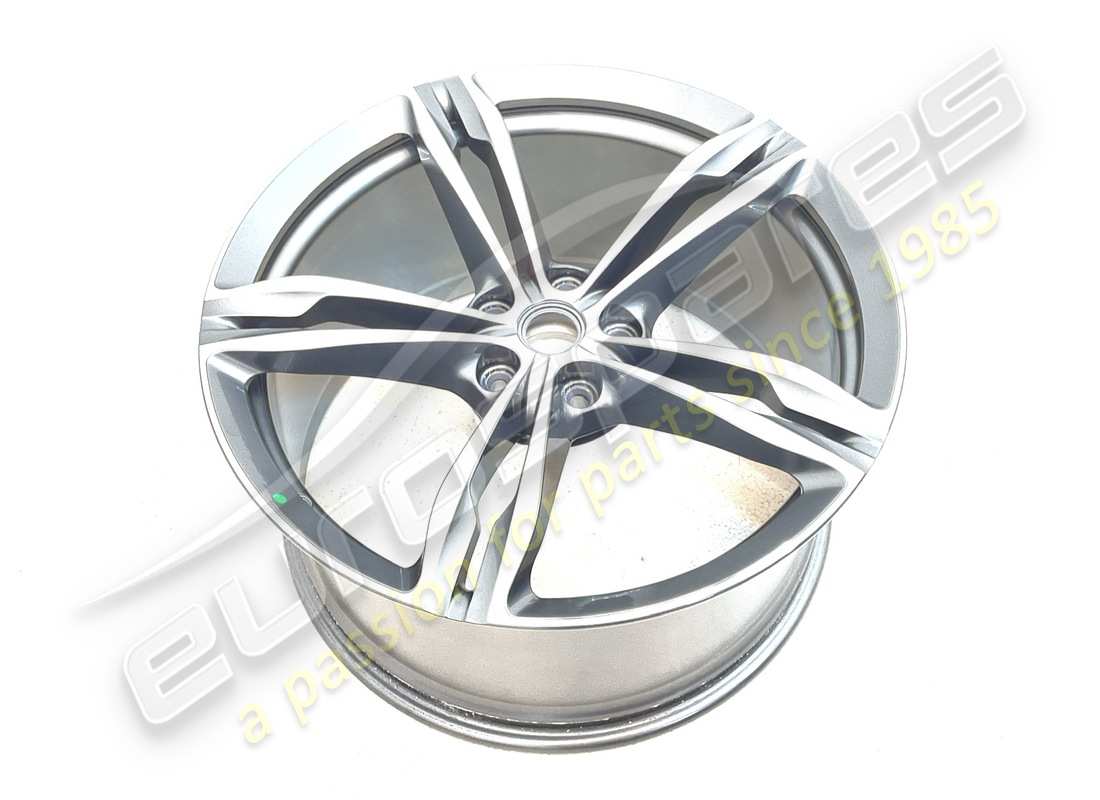 NEW FERRARI REAR WHEEL. PART NUMBER 328871 (2) new ferrari rear wheel. part number 328871 (2)