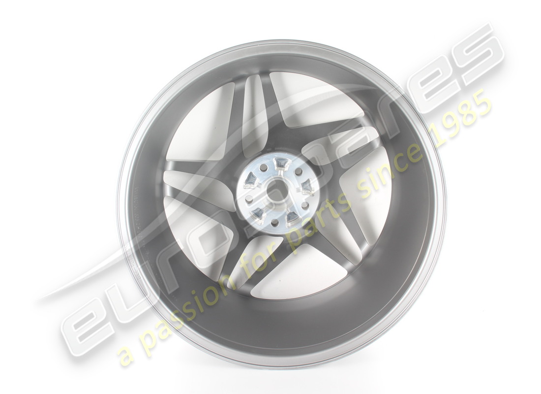 NEW FERRARI RH REAR WHEEL. PART NUMBER 861256 (3) new ferrari rh rear wheel. part number 861256 (3)