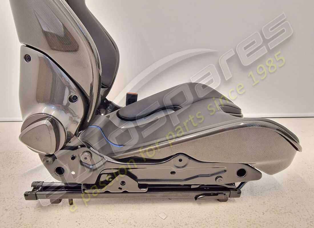 new ferrari sf90 lhd carbon racing seats xl size. part number eap1373891 (16)