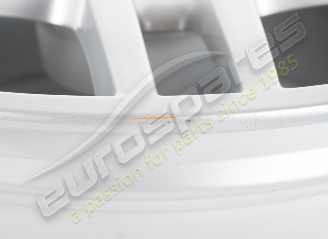 NEW (OTHER) FERRARI FRONT WHEEL RIM. PART NUMBER 194265 (5) new (other) ferrari front wheel rim. part number 194265 (5)