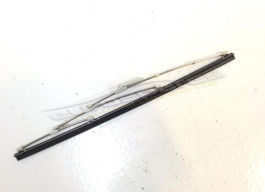 NEW (OTHER) FERRARI 14'' WIPER BLADE. PART NUMBER 241342800 (1) new (other) ferrari 14'' wiper blade. part number 241342800 (1)