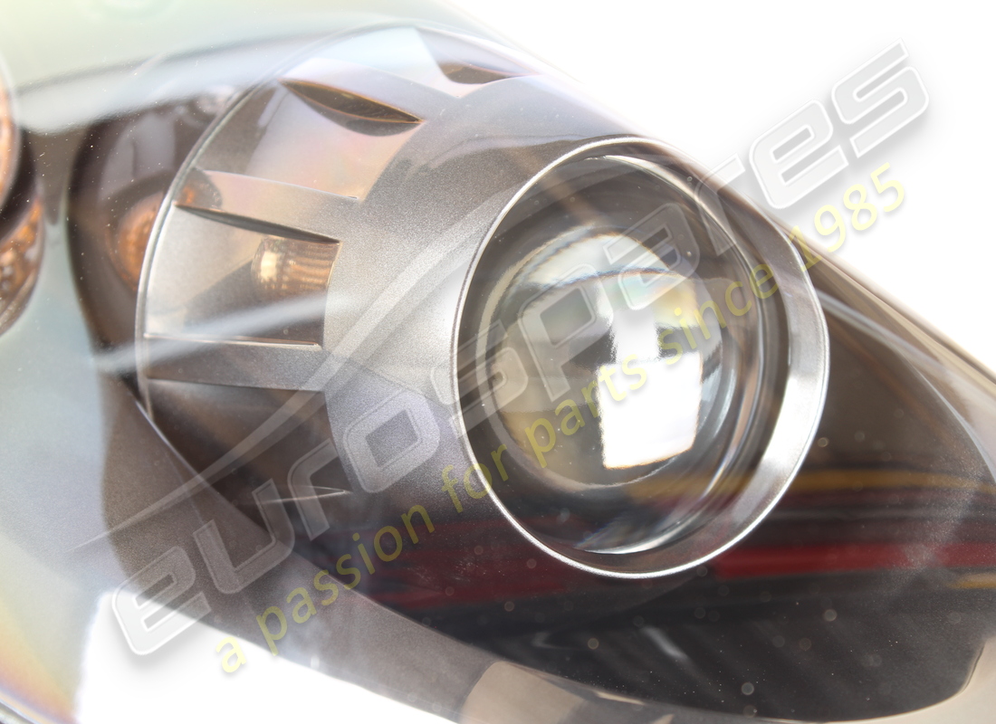 NEW FERRARI RH HEADLAMP UNIT. PART NUMBER 72196896 (2) new ferrari rh headlamp unit. part number 72196896 (2)