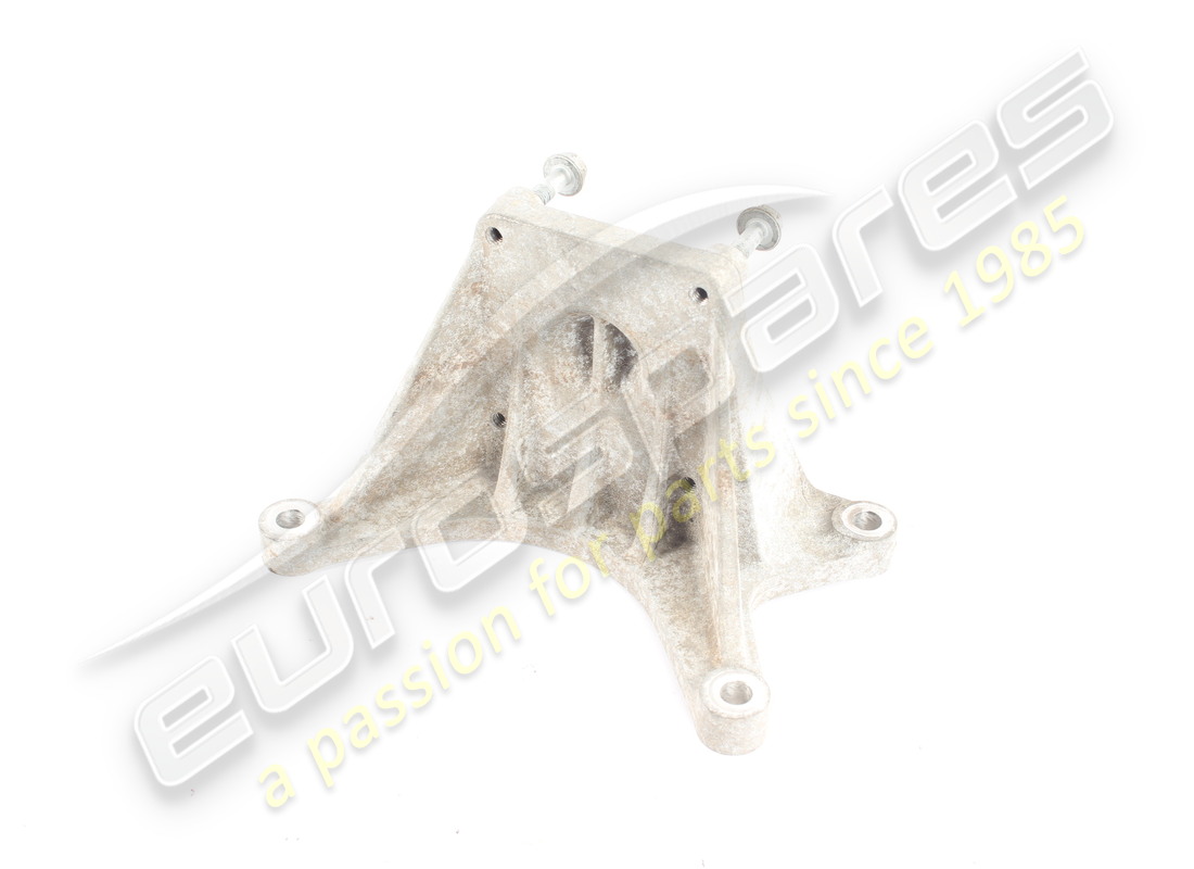 used maserati gearbox side engine mounting. part number 670001542 (2)