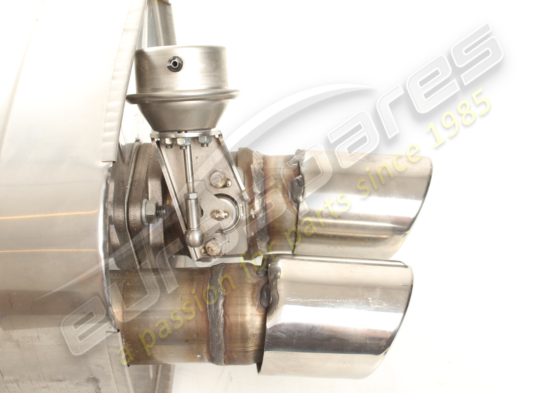 NEW FERRARI SILENZIATORE POSTERIORE SX. PART NUMBER 200998 (3) new ferrari silenziatore posteriore sx. part number 200998 (3)