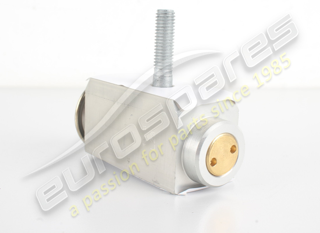 NEW FERRARI SERVICE KIT TXV. PART NUMBER 82073600 (2) new ferrari service kit txv. part number 82073600 (2)