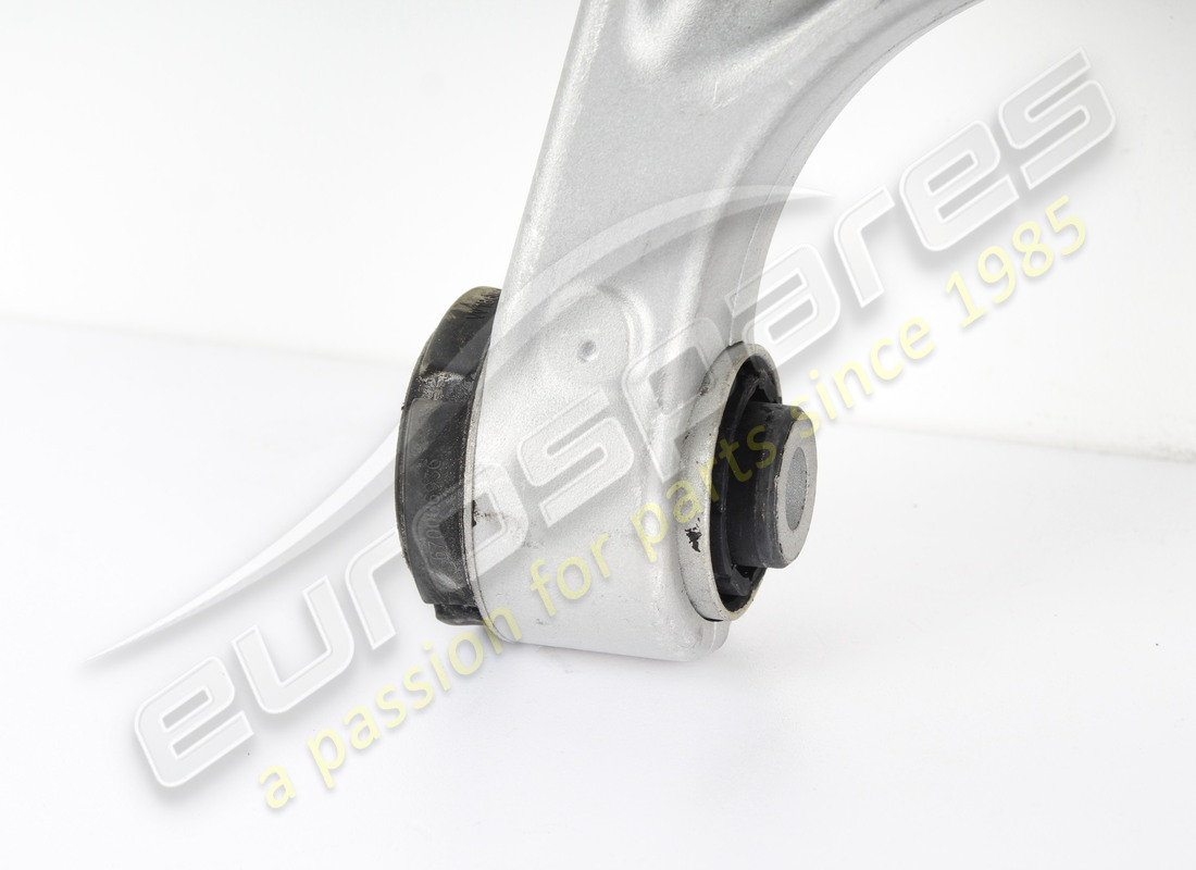 NEW MASERATI RH FRONT SUSPENSION ARM. PART NUMBER 670107803 (3) new maserati rh front suspension arm. part number 670107803 (3)