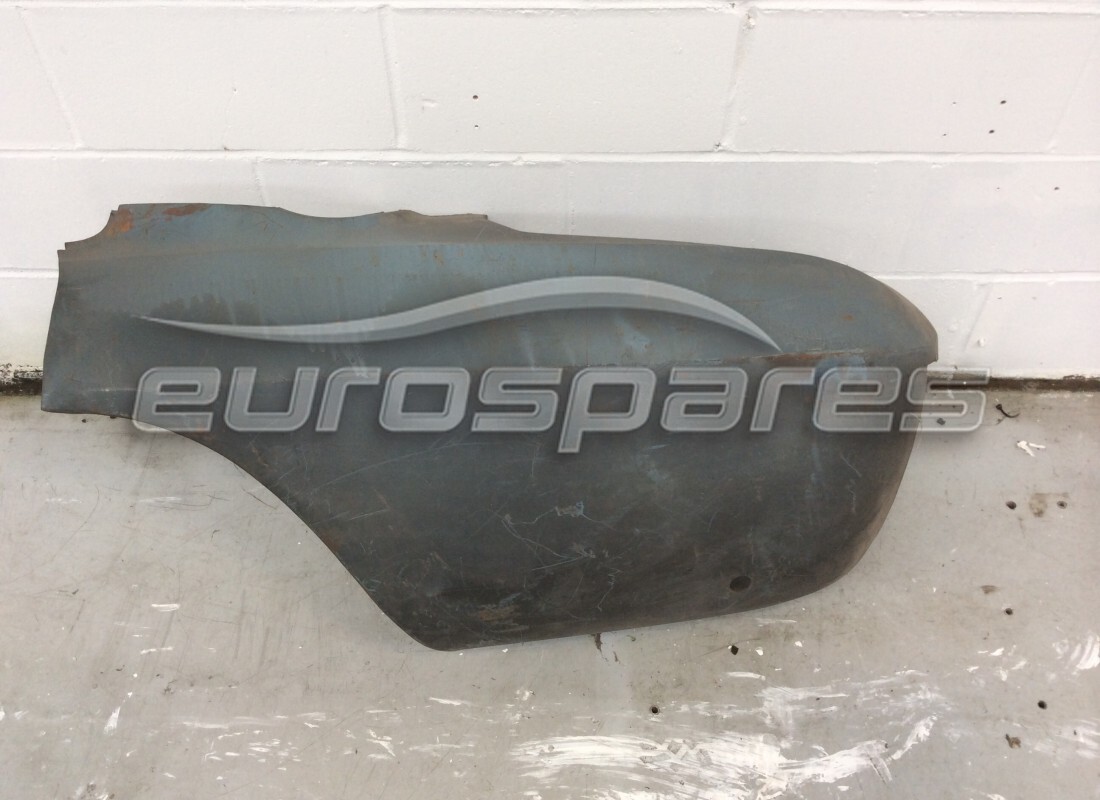 new ferrari quarter rear wing. part number 2422004507 (1)