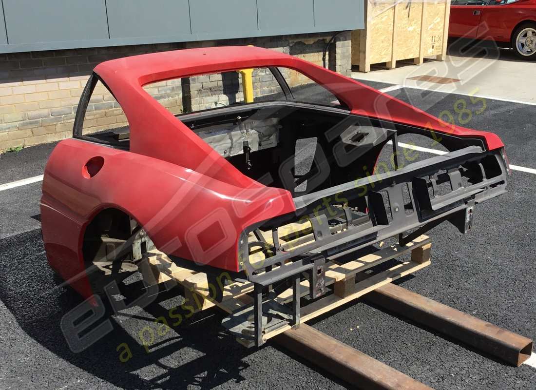 USED FERRARI FERRARI 348 TS REAR END ASSEMBLY. PART NUMBER 62077900 (3) used ferrari ferrari 348 ts rear end assembly. part number 62077900 (3)