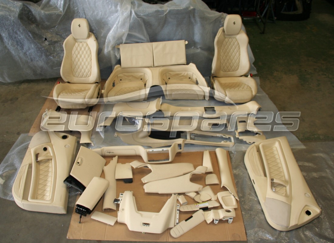 USED FERRARI RHD CREAM INTERIOR. PART NUMBER CALINT001 (1) used ferrari rhd cream interior. part number calint001 (1)