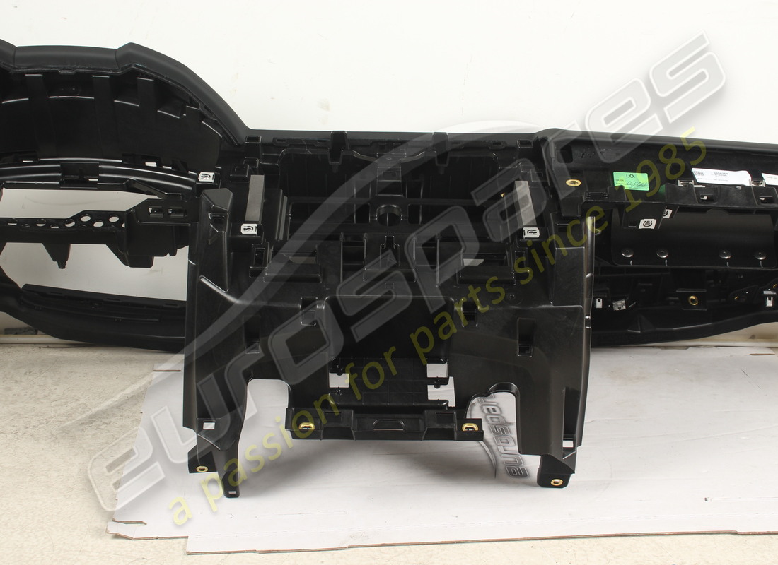 NEW LAMBORGHINI LHD DASHBOARD. PART NUMBER 4ML857001KSBE (3) new lamborghini lhd dashboard. part number 4ml857001ksbe (3)