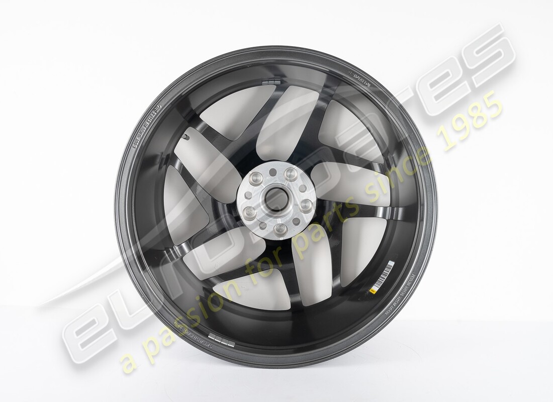 NEW FERRARI RH FRONT WHEEL. PART NUMBER 334488 (3) new ferrari rh front wheel. part number 334488 (3)